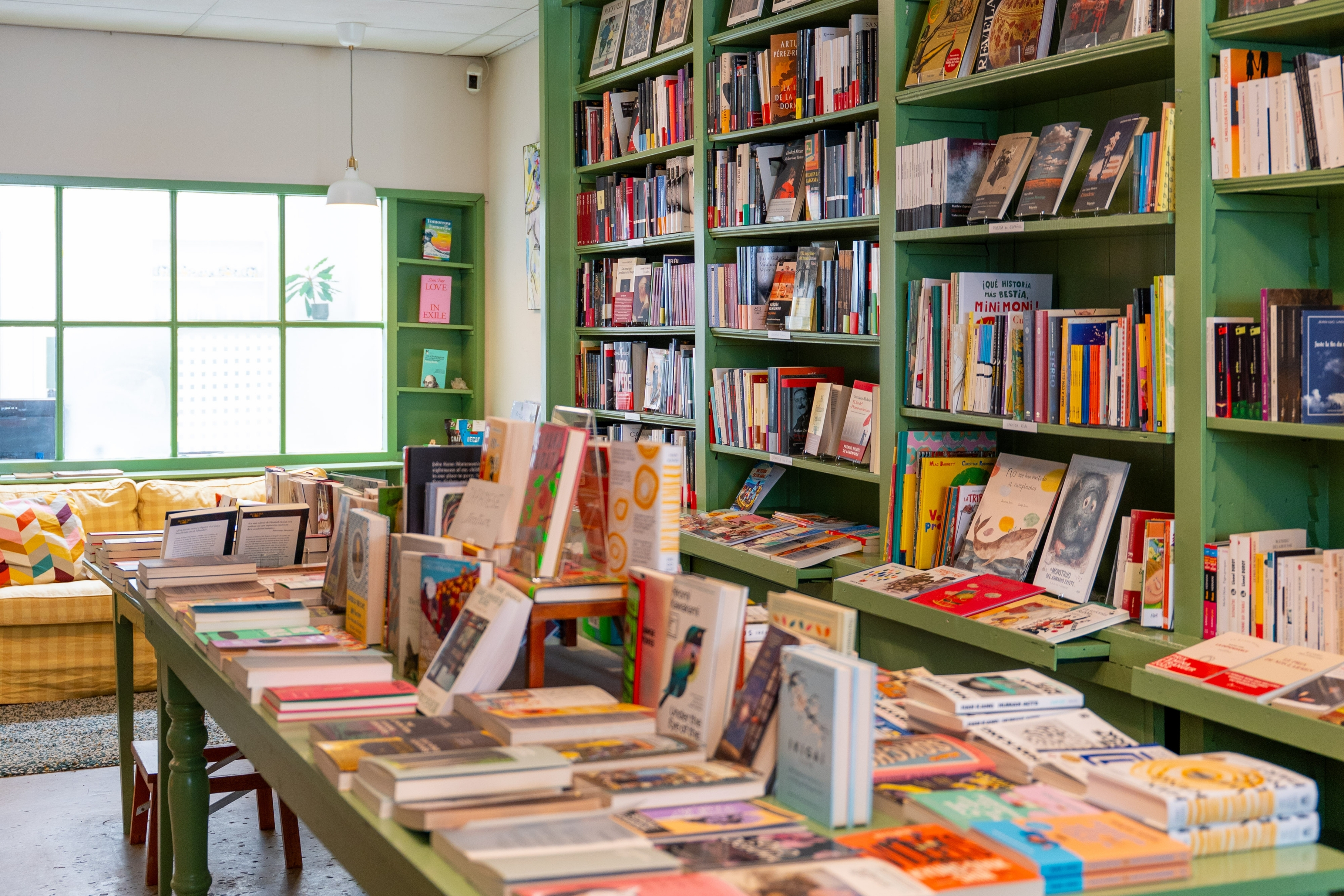 Stanza bookstore The Hague